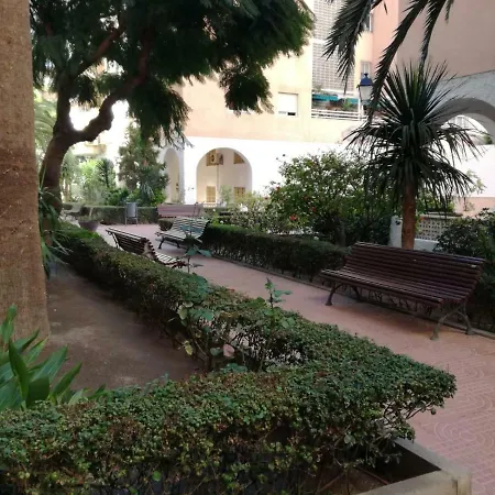 La Casa De Blanca. Coqueto Piso Céntrico Y Cerca De Todo Almería